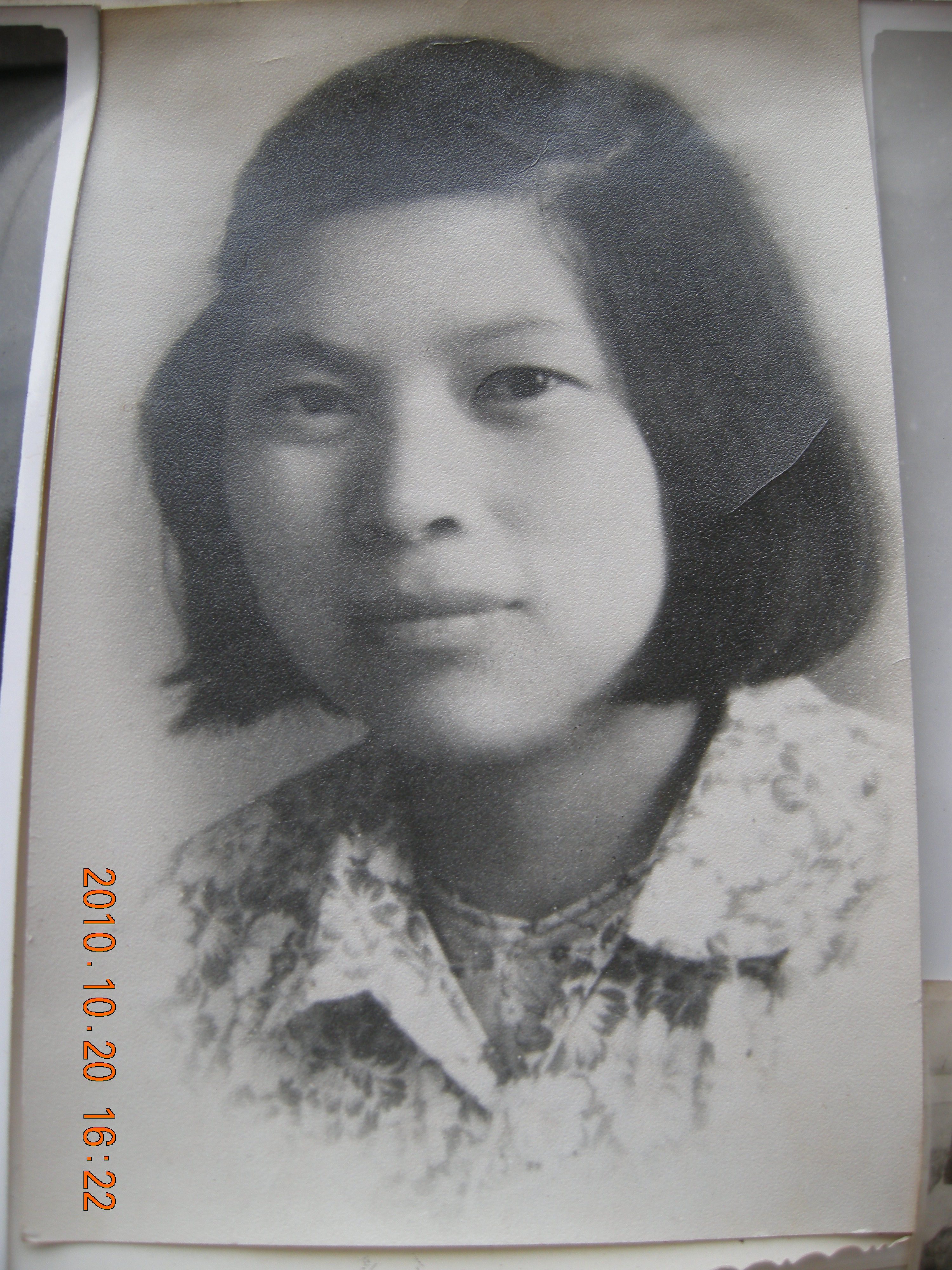 李侠