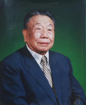 庞然同志讣告