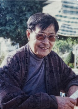 卞久思
