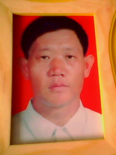 李伟