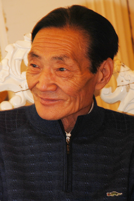 于伟