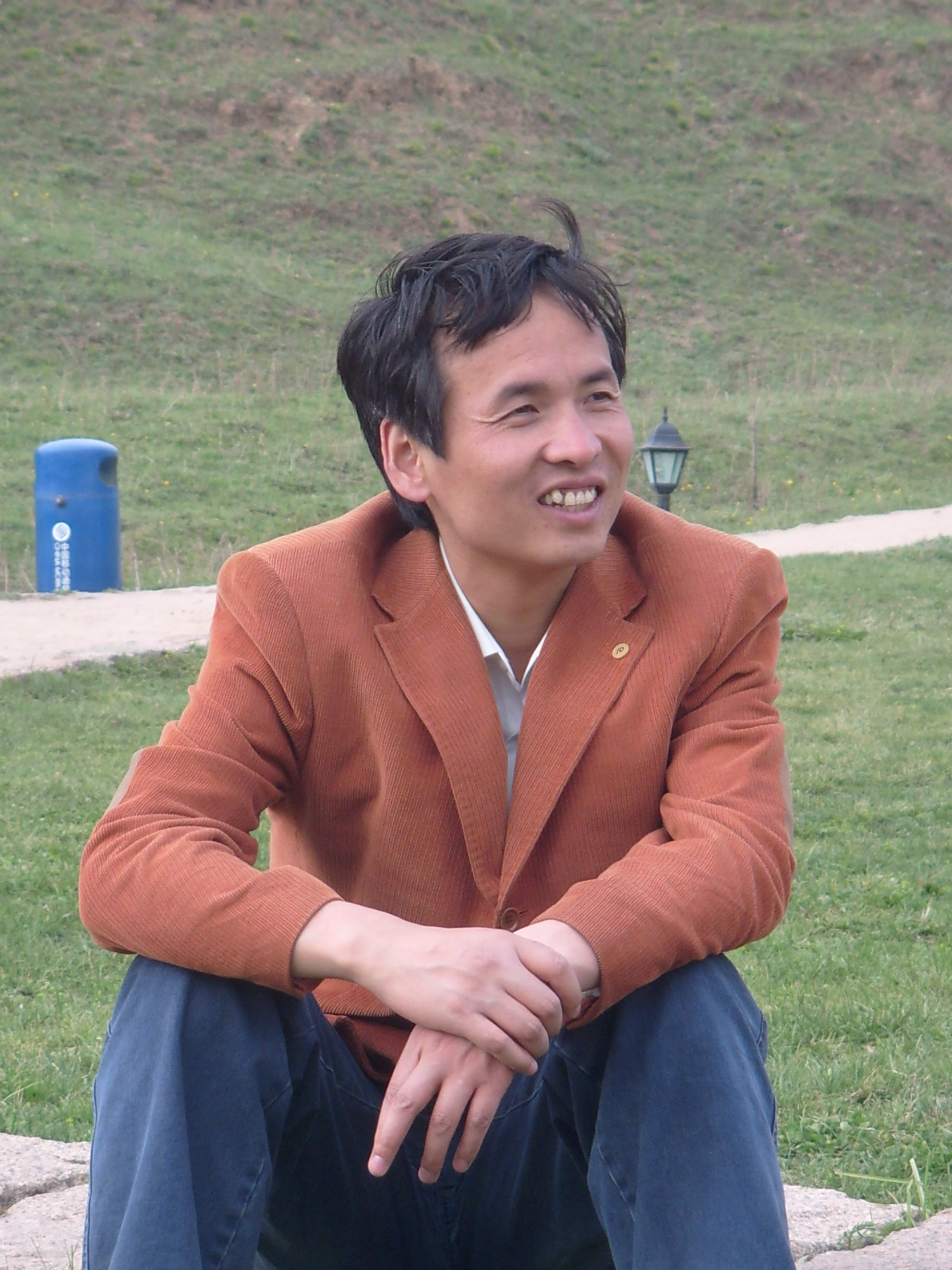 李全佳