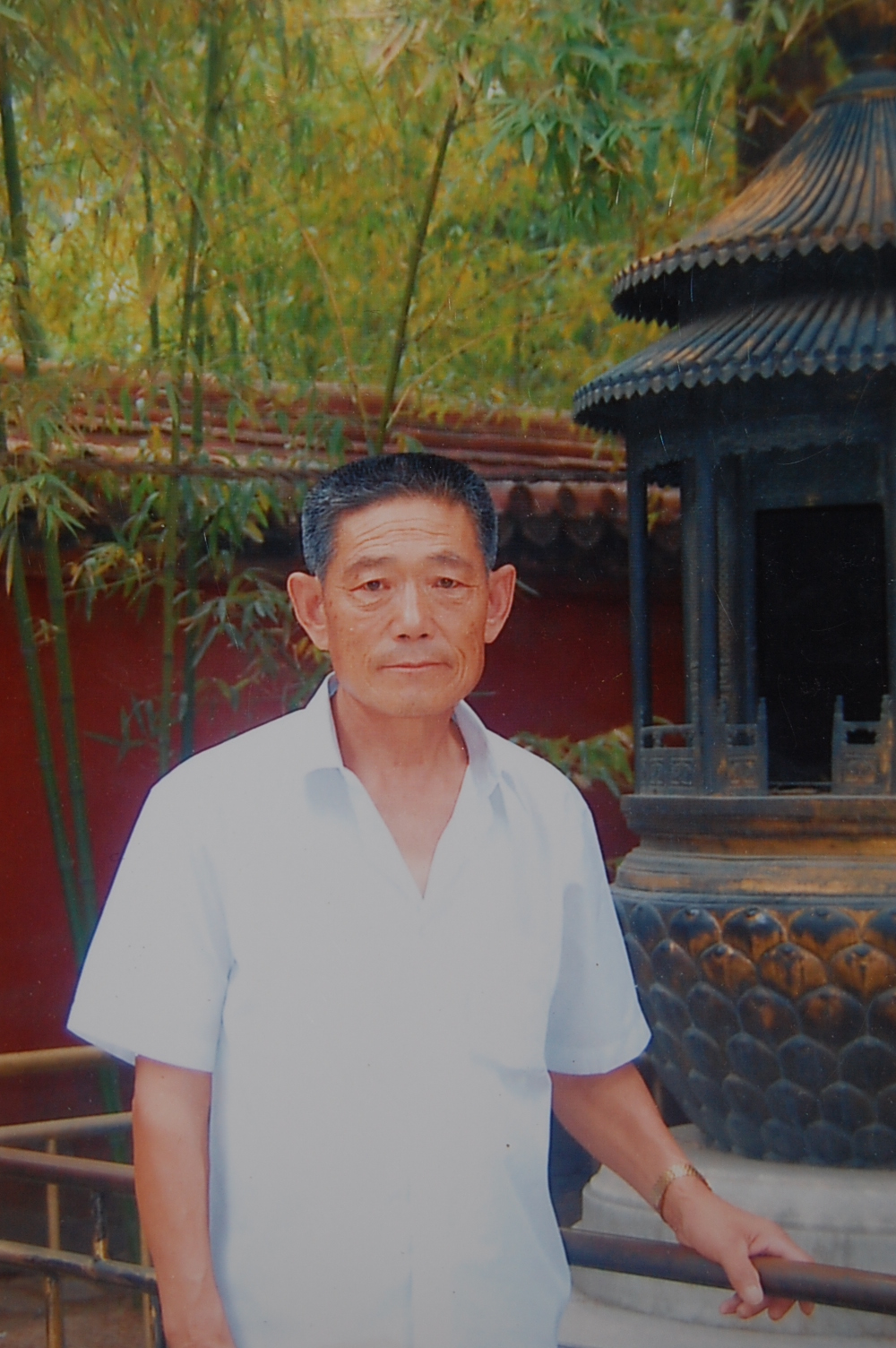 栾治安