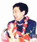 赵一荻